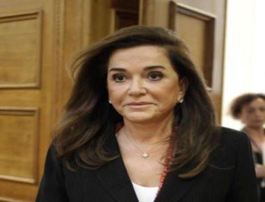 Ντ. Μπακογιάννη: «Για τα μνημόνια φταίμε όλοι»